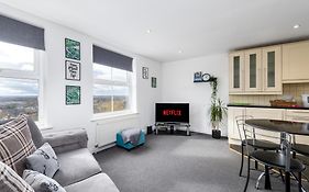 City Centre Charming 2 Bed Lovely Apartment-Snugstaff
